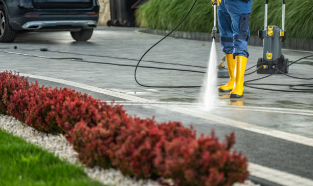 Best Sidewalk Pressure Washing  in Ingram, TX